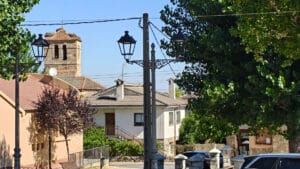 Grandes losas de granito 7 La Losa tiene un censo poblacional de unos 530 losanos.