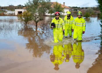 Situación en Ciudad Rodrigo, Salamanca, tras desbordarse el río. / Vicente