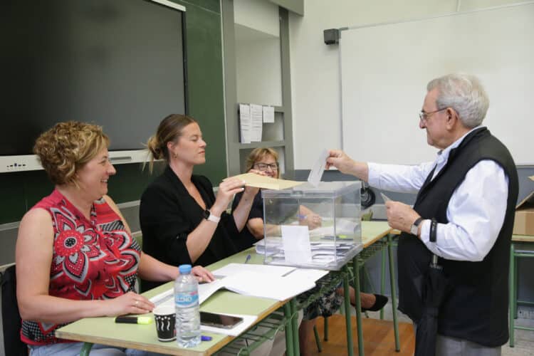 La campaña electoral comenzará en la medianoche del 27 de febrero. / JL Leal