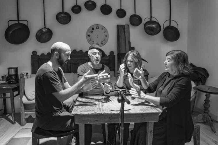 Los galardones se entregarán en Villalar el Día de la Comunidad. (En la foto, la agrupación Mayalde). / Eduardo Margareto
