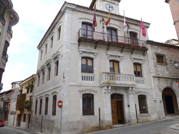 Casa Consistorial de la villa / E.A.