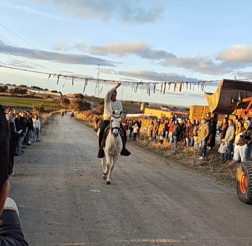 Momento de una de las carreras. /AYUNTAMIENTO OTERO DE HERREROS