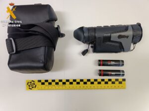 Tramitadas 19 denuncias administrativas contra cuatro furtivos tras ser interceptados practicando la caza con galgos y visión térmica 2 La Guardia Civil tramita 19 denuncias administrativas contra cuatro furtivos tras ser interceptados practicando la caza con galgos y visión térmica / GUARDIA CIVIL