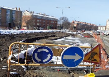 Situación actual de la Plaza de Bécquer en el barrio del Nueva Segovia. / HÉCTOR CRIADO