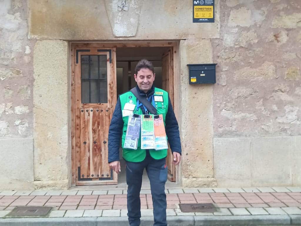 El cupón diario de la ONCE reparte 570.000 euros en Segovia 2 Julian Iglesias