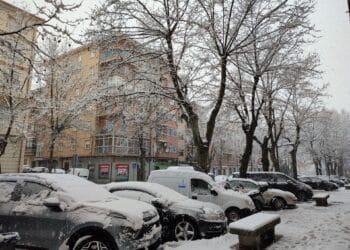 La nieve ha caído con fuerza en la capital.