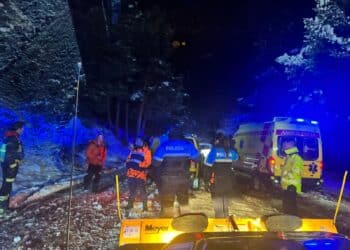 Labores de rescate en la Garganta del Río Moros / PROTECCIÓN CIVIL DE EL ESPINAR