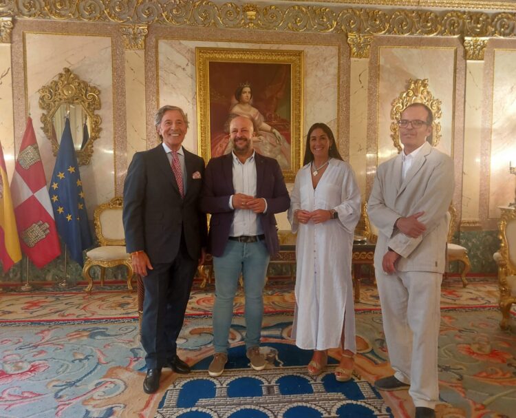 Jesús Álvarez, presidente de la ASPD, en una visita a Segovia./AYUNTAMIENTO