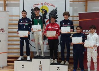 Julián Blanco,  campeón en espada M15 en Salamanca./ESGRIMA SEGOVIA