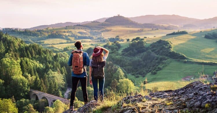 Navas de Oro acogerá el Congreso de Turismo Rural 1 Los establecimientos rurales de la provincia de Segovia recibieron a 11.000 viajeros en 2025. / FREEPIK