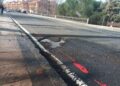 Uno de los baches que se encuentra en la avenida Vía Roma que registra uno de los volúmenes de tráfico más altos de la capital./ J.M.