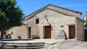 En las proximidades del Pirón (I) 10 La plaza del Toril, junto a la calle Real de Cubillo.