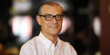 El catedrático de Literatura Española de la UVa y codirector de Olmedo Clásico, Germán Vega. / Rubén Cacho