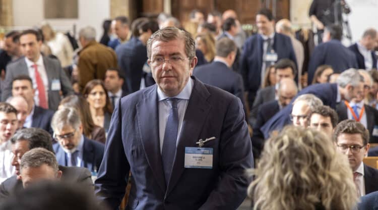 Isidoro Alanís inaugura la Asamblea General de socios de EFCL en Salamanca. / David Arranz