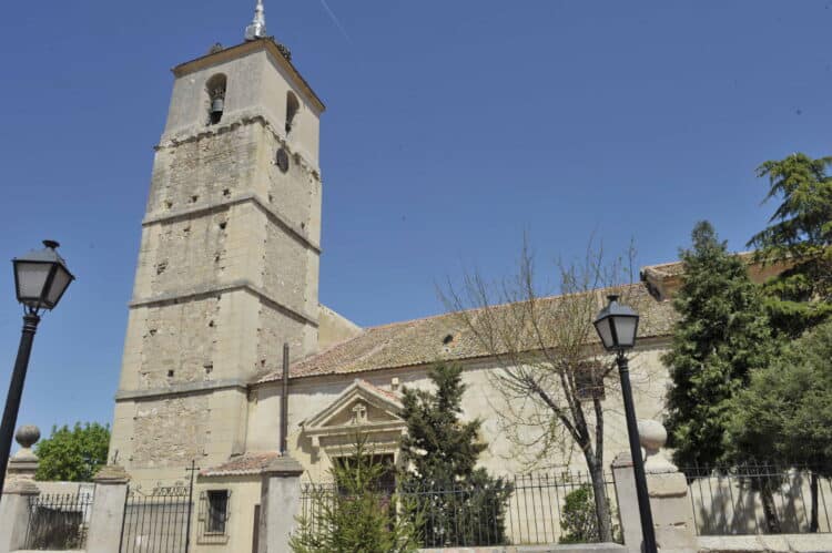 Iglesia de la Inmaculada Concepción de Cantimpalos / KAMARERO