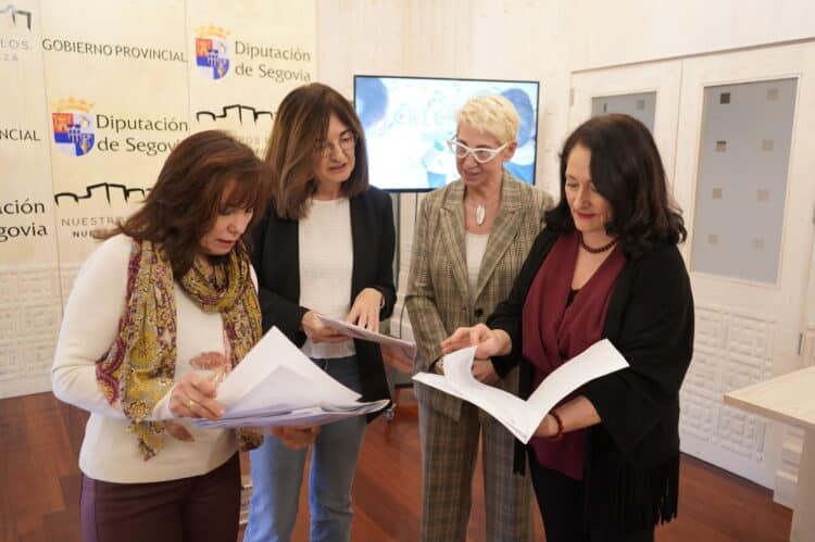 Rueda de prensa del programa ‘Crecemos’ / DIPUTACIÓN