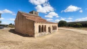 En las proximidades del Pirón (II) 9 Los alrededores de la calle de las Fuentes, en Requijada.