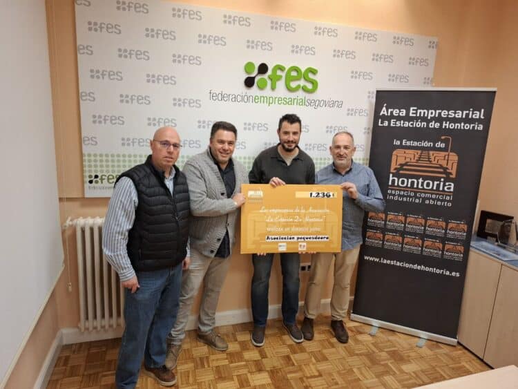 Entrega del cheque/FES