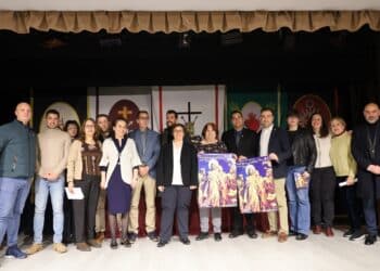 Autoridades y representantes de las cofradías/AYUNTAMIENTO DE CUÉLLAR