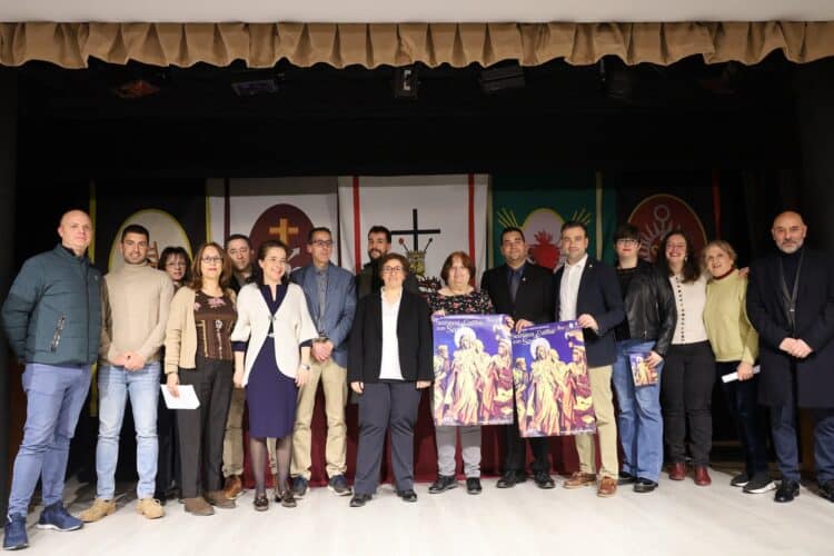 Autoridades y representantes de las cofradías/AYUNTAMIENTO DE CUÉLLAR