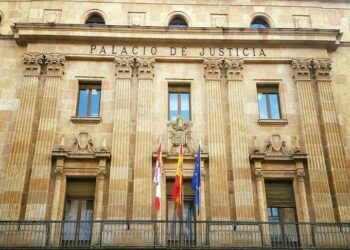 Ambos condenados deberán indemnizar a la víctima con 60.000 euros.