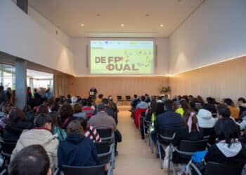 Jóvenes asistentes en la primera edición. /CÁMARA DE COMERCIO DE SEGOVIA