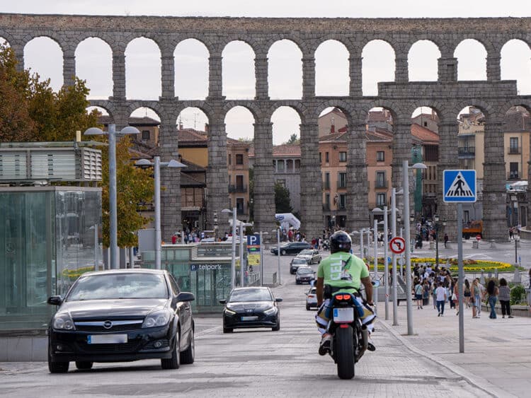 Avenida Padre Claret, de Segovia. / Héctor Criado