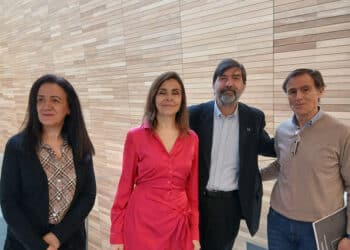 Ana Velasco, defensora universitaria; Mercedes Redondo, Adjunta a la Defensora Sector Profesorado; Agustín García Matilla, vicerrector del Campus de Segovia; Francisco de la Mata, Jefe de la UAT. / UVA