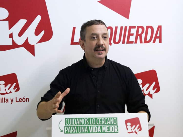 El coordinador provincial y responsable federal de Soberanía Alimentaria y Mundo rural de Izquierda Unida, Carlos Serrano. / IU