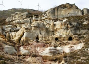 En el año 1900 se realizaron dos sondeos, pero la cantidad de petróleo hallada no era suficiente como para explotar el enclave. / AGB