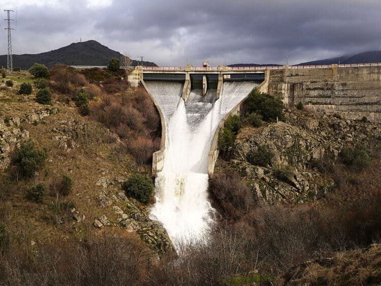 Presa del Pontón Alto. / MARIO ANTÓN LOBO