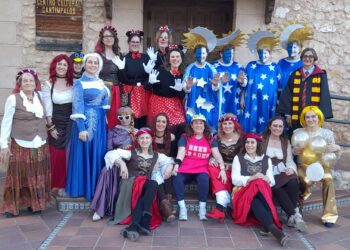 Fiesta de Carnaval en Cantimpalos / LOURDES MATARRANZ