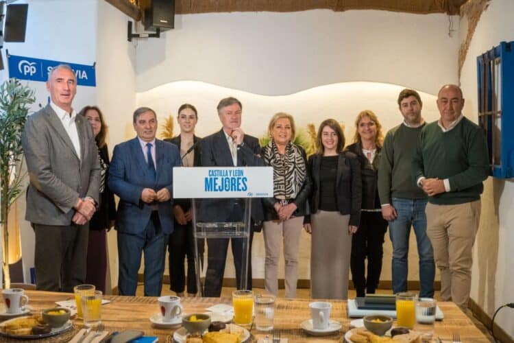 Presentación del programa electoral del PP por parte de la candidatura segoviana. /Héctor Criado