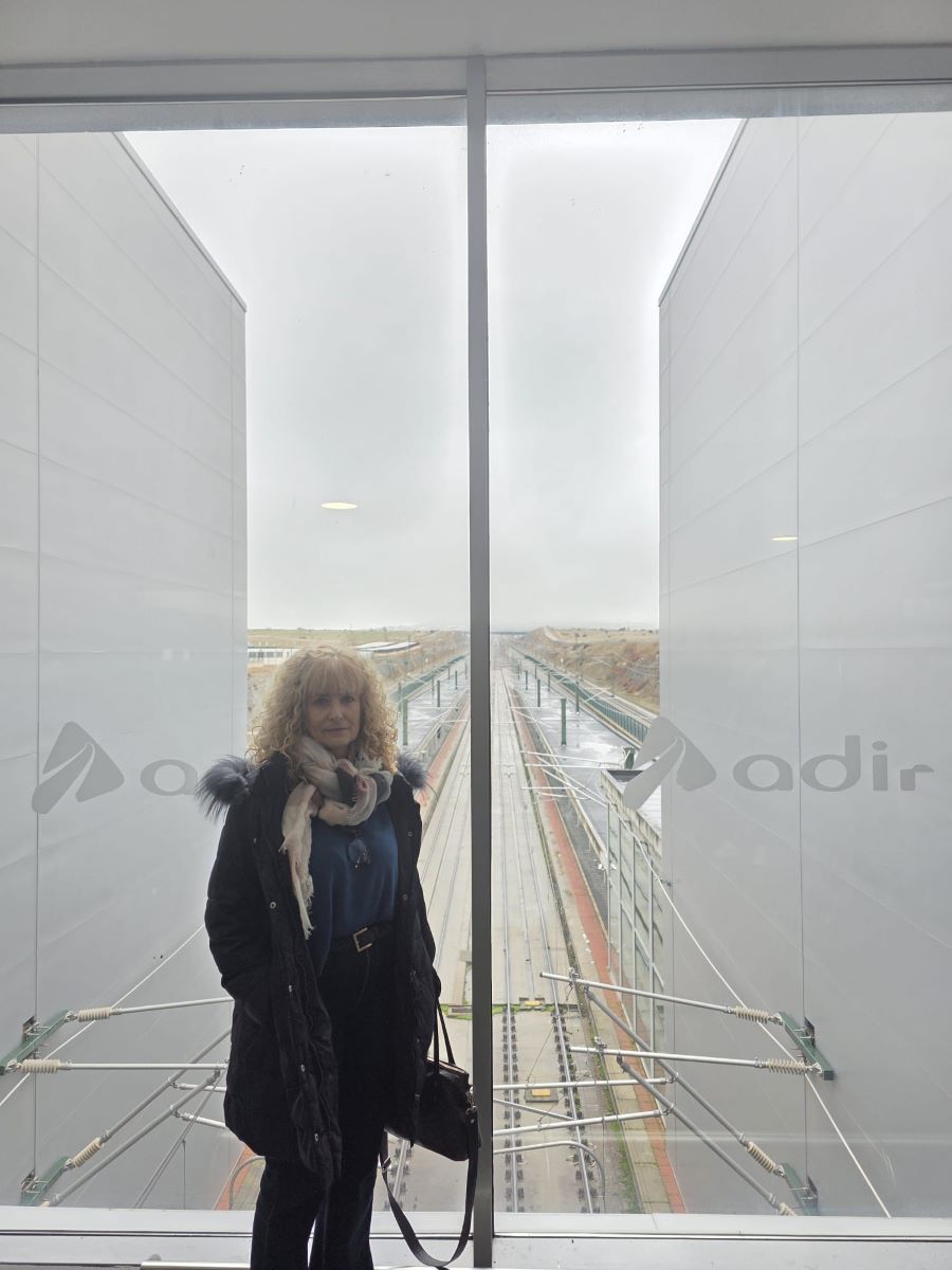 “Llevamos años pidiendo un incremento de revisiones por el abandono total en la conservación” 2 Sylvia García, Presidenta de la Asociación de Usuarios del AVE de Segovia.