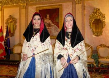 Visita de las Alcaldesas Yolanda Redondo Blanco y María Ángeles Redondo Blanco a las autoridades de Segovia el pasado jueves, 5 de febrero. / HÉCTOR CRIADO