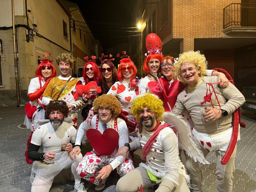El grupo de rock ‘Kiss’, ganador del Concurso de Carnaval Cantimpalos 2026 2 ‘Los Cupidos’ fueron los segundos clasificados. /LOURDES MATARRANZ