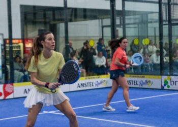 Aficionados presenciando uno de los encuentros del Circuito./ D.P.
