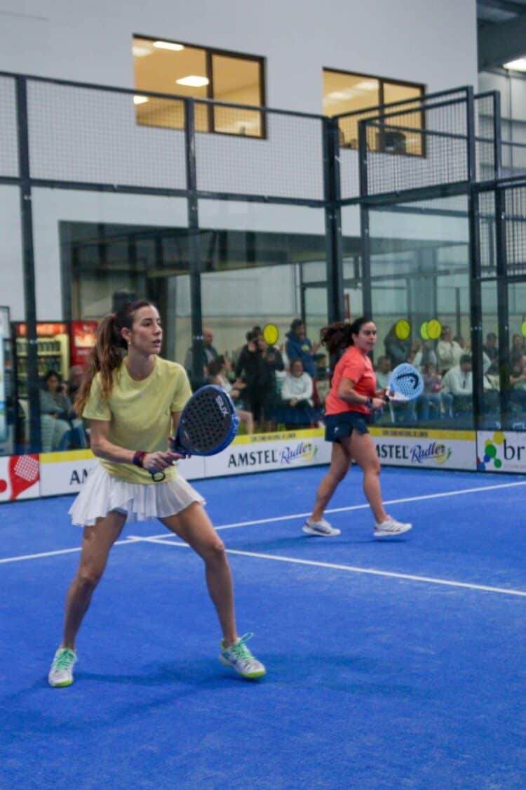 Aficionados presenciando uno de los encuentros del Circuito./ D.P.