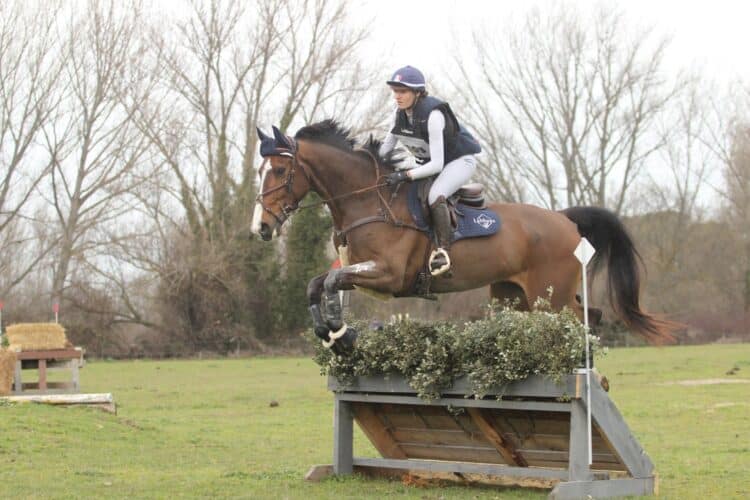 Una amazona durante la prueba de cross dentro del Concurso Completo./ FEDERACIÓN