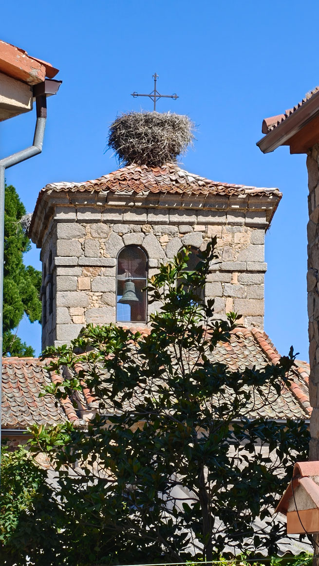 La torre campanario de la Iglesia de San Julián.