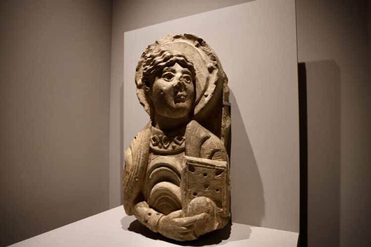 El Museo de León abre sus puertas a esta colección hasta el día 7 de junio. / Carlos S. Campillo