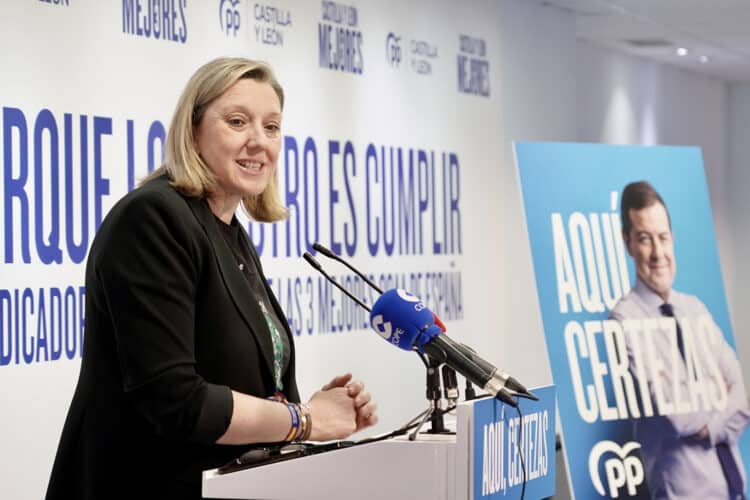 Isabel Blanco hace balance de la campaña electoral del Partido Popular. / Eduardo Margareto