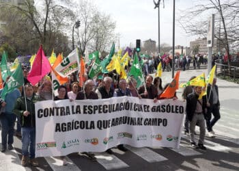 Manifestación de Asaja, UCCL y UPA y COAG en Valladolid. / Rubén Cacho