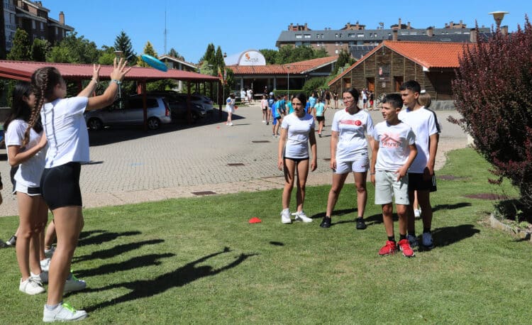 Las inscripciones para Red Activa y campamentos temáticos abren el 21 de marzo y los de voluntariado el día 25. / Brágimo