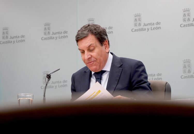 Carriedo cifra en 117 millones el impacto regional de las medidas del Gobierno ante la guerra de Irán 1 Rueda de prensa del portavoz de la Junta tras el Consejo de Gobierno. / Leticia Pérez