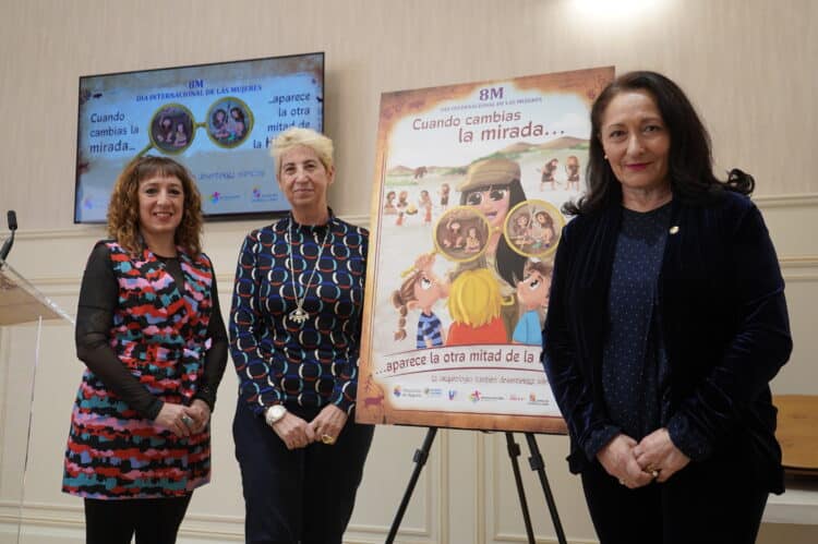 La Diputación de Segovia se suma a la conmemoración del 8M con un programa de actividades para conocer ‘la otra mitad de la Historia' 1 Presentación del programa de actividades por el 8M / DIPUTACIÓN