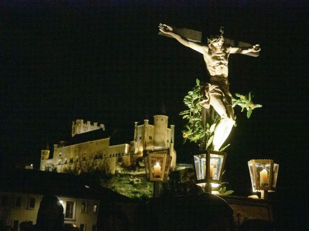 Guía práctica para no perderse nada en la Semana Santa segoviana 2026 2 250412 Procesion Cristo de la Buena Muerte Hector Criado
