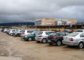 Aparcamientos en la estación de AVE Segovia-Guiomar. / HÉCTOR CRIADO