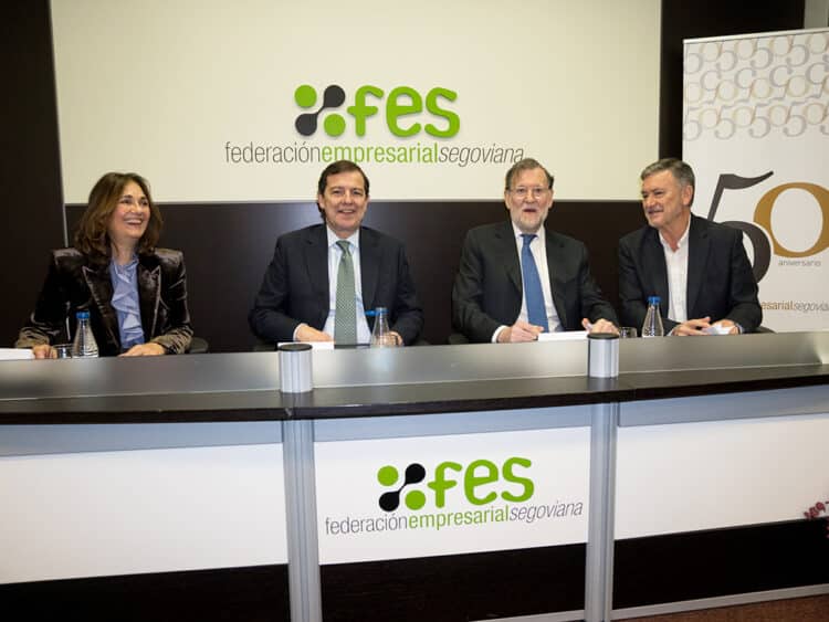 Beatriz Escudero, Alfonso Fernández Mañueco, Mariano Rajoy y Francisco Vázquez. / Héctor Criado