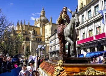 Bendición de Palmas, Misa y Procesión de Domingo de Ramos - Héctor Criado